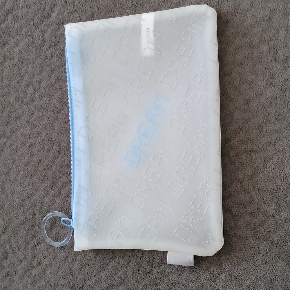COPY - Ipsy Clear Makeup Bag Cosmetic pouch